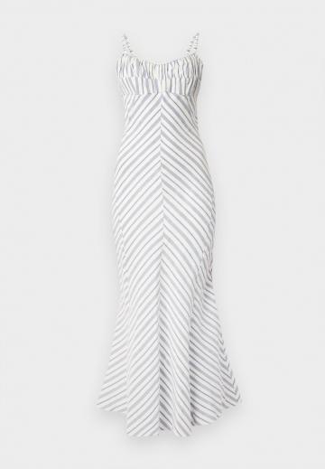 Пляжное платье