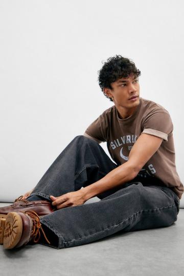 Прямые джинсы