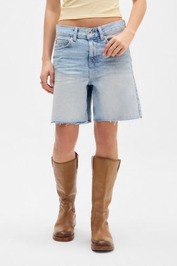Джинсовые шорты