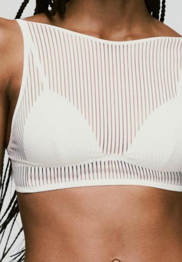 Бюстгальтер