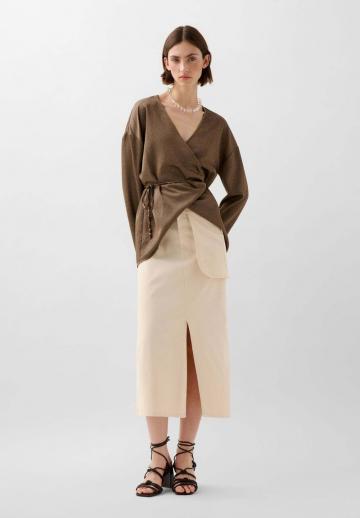 Юбка с накладными карманами