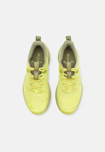 Беговые кроссовки