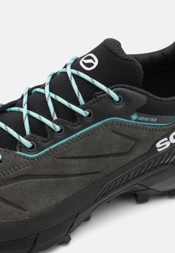 Походная обувь