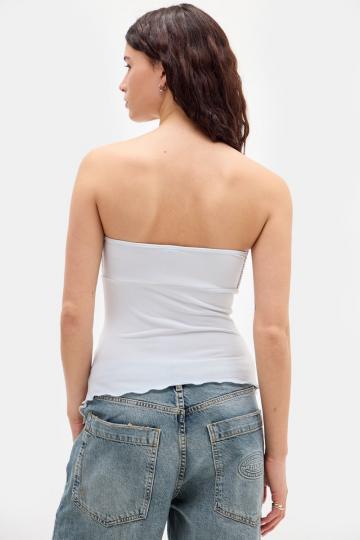 Топ без бретелек