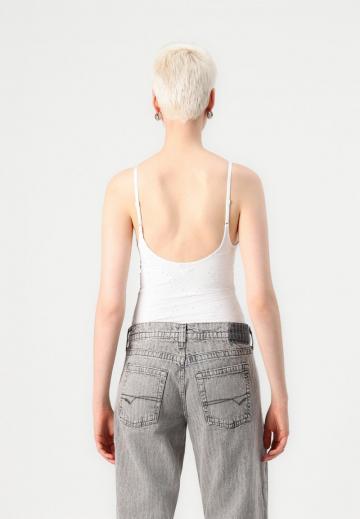 Топ на бретельках