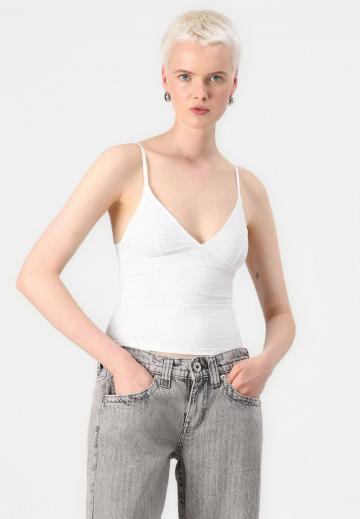 Топ на бретельках