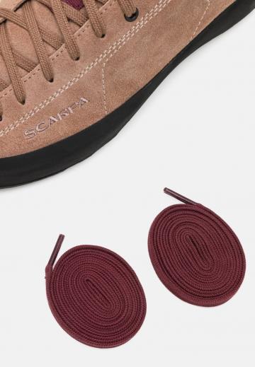 Походная обувь