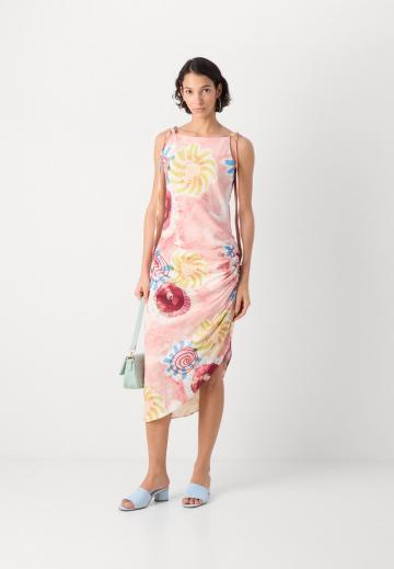 Летнее платье