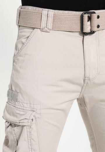 Брюки с накладными карманами