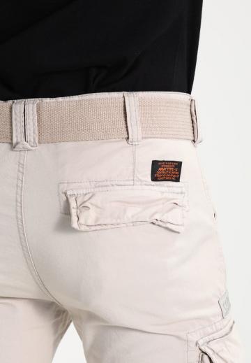 Брюки с накладными карманами