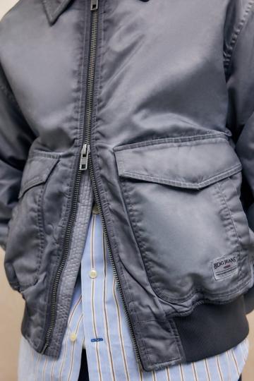 Куртка бомбер