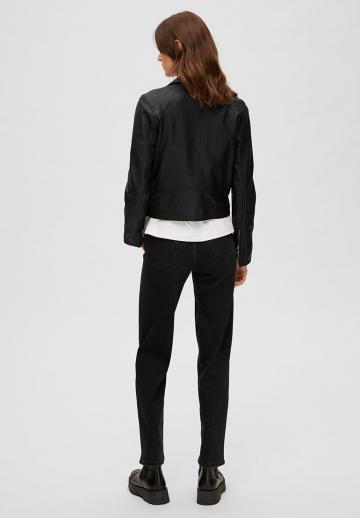 Короткая куртка