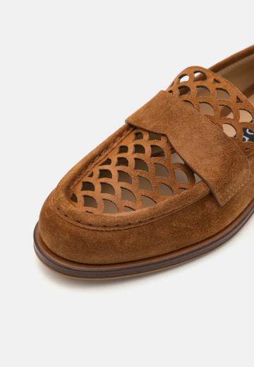 Полуботинки