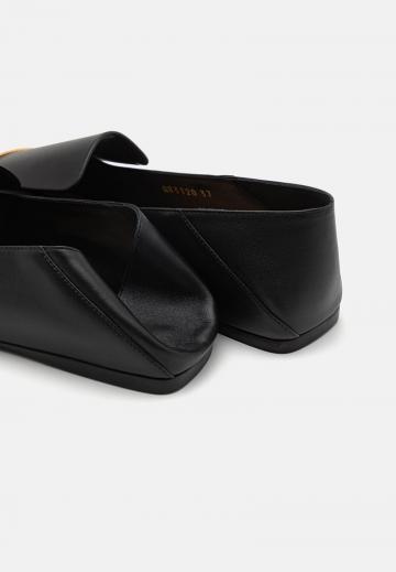 Полуботинки