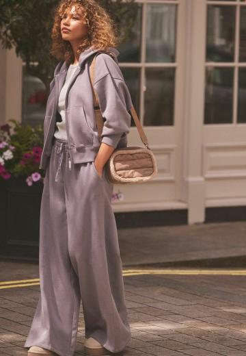 Спортивные штаны