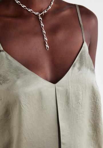 Топ на бретельках