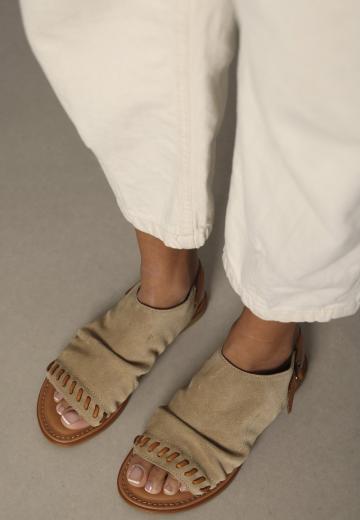 Гандбольные кроссовки