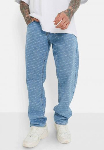 Прямые джинсы