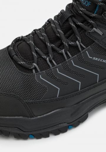 Ботинки на шнуровке