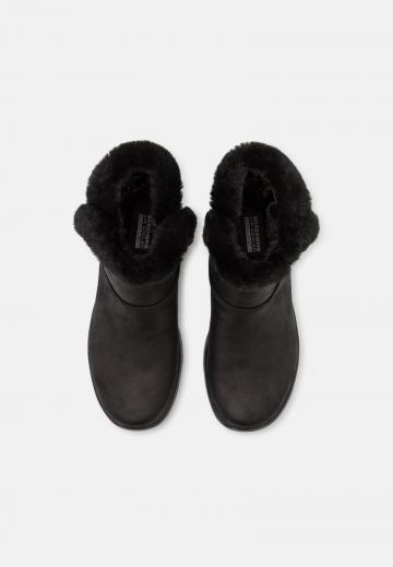 Зимние ботинки