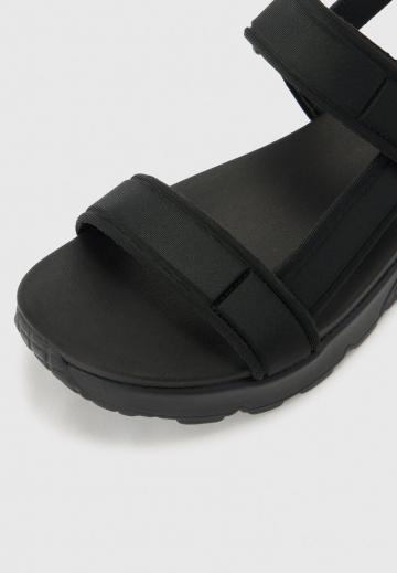 Босоножки на платформе