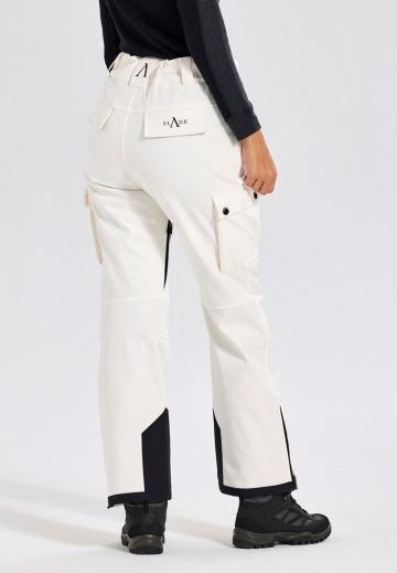 Брюки с накладными карманами