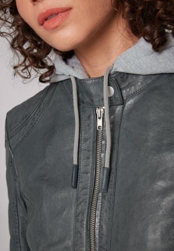 Байкерская куртка