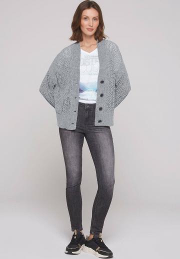 Вязаная кофта