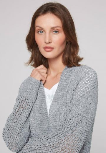 Вязаная кофта