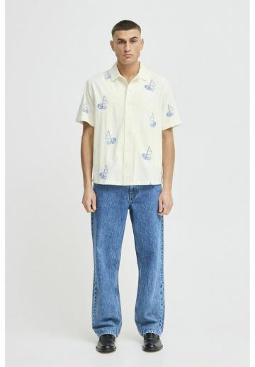 Рубашка с коротким рукавом