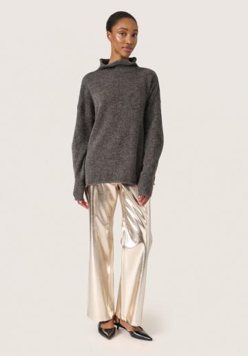 Длинный пуловер