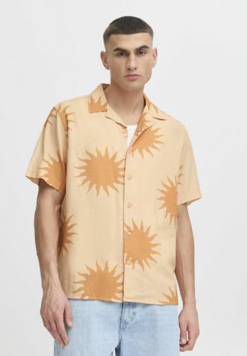 Рубашка с коротким рукавом