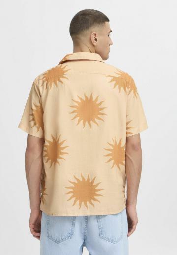 Рубашка с коротким рукавом