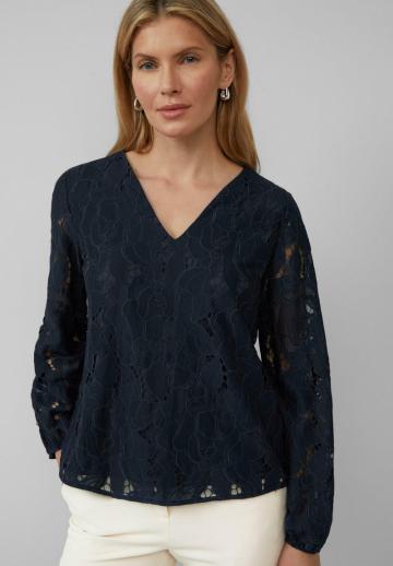 Кружевная блузка