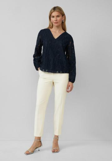 Кружевная блузка