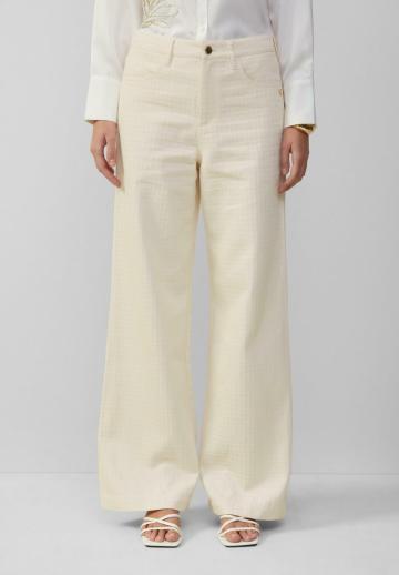 Клешеные джинсы