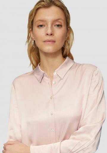 Атласная блузка