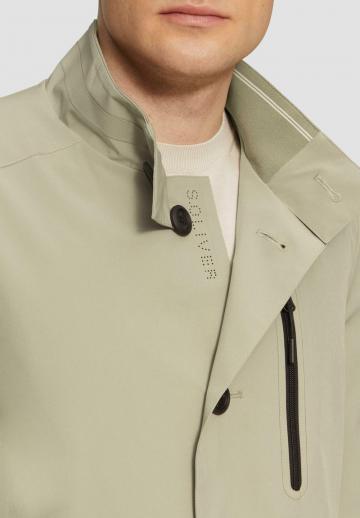 Короткое пальто