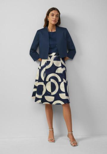 Короткий блейзер