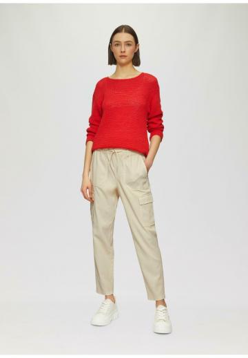 Брюки с накладными карманами