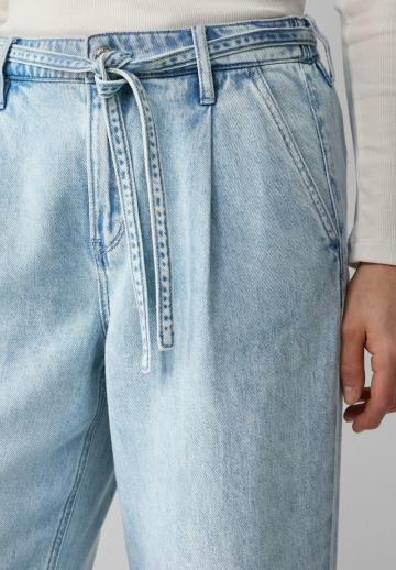 Клешеные джинсы