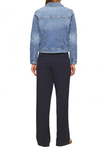 Джинсовая куртка