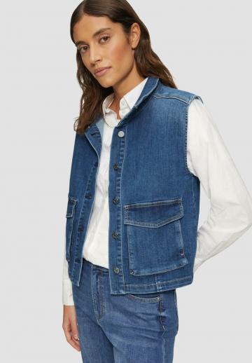 Джинсовая жилетка