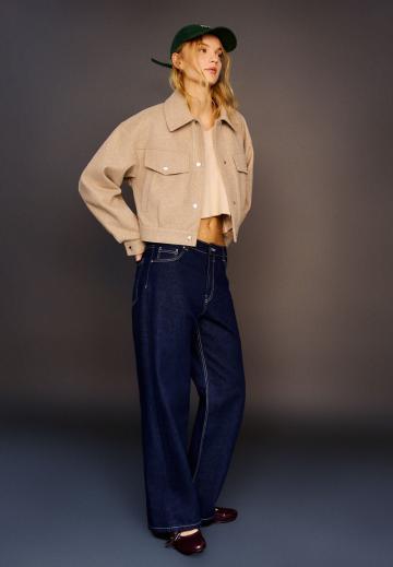 Куртка с накладнымит карманами