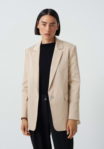 Длинный блейзер