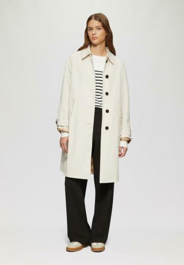 Пуловер в полоску