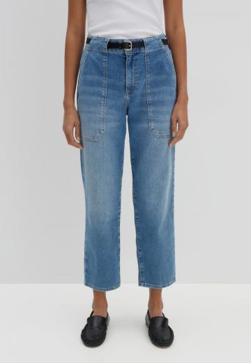 Короткие джинсы