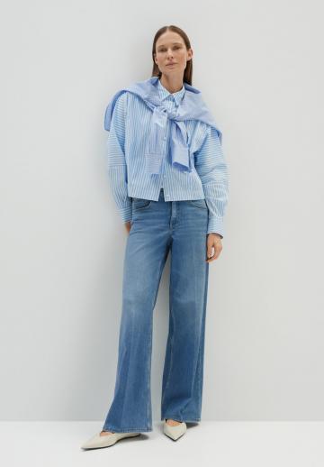 Прямые джинсы