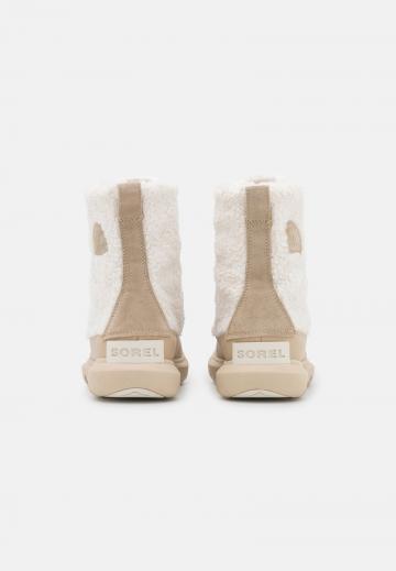 Зимние ботинки