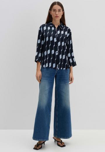 Атласная блузка